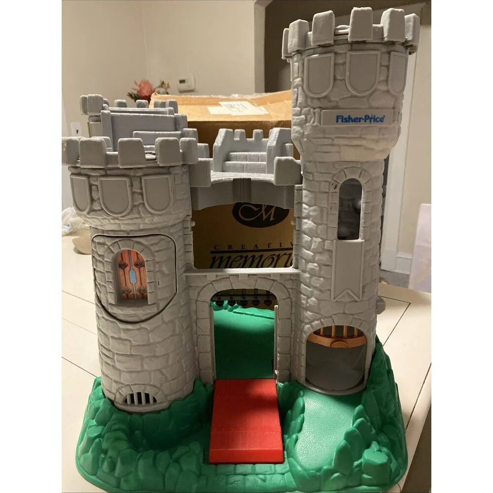 Fisher Price Great Adventures Medieval Castle 1994 Vintage Incomplete